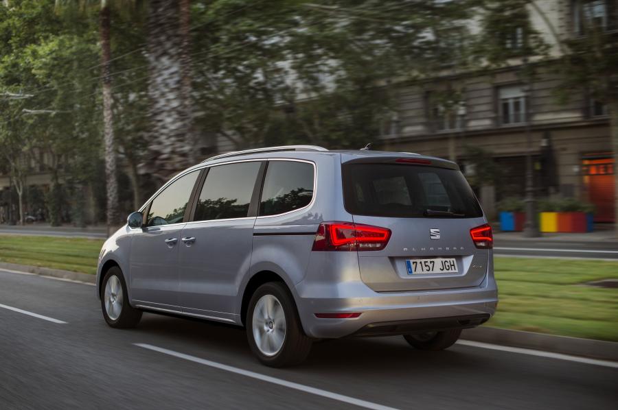  Seat Alhambra 2015 года  (фото 33 из 35)